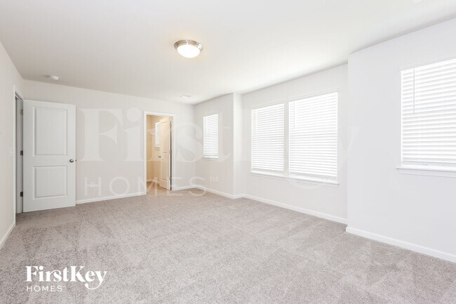 Building Photo - 446 Yoshino Cherry Dr