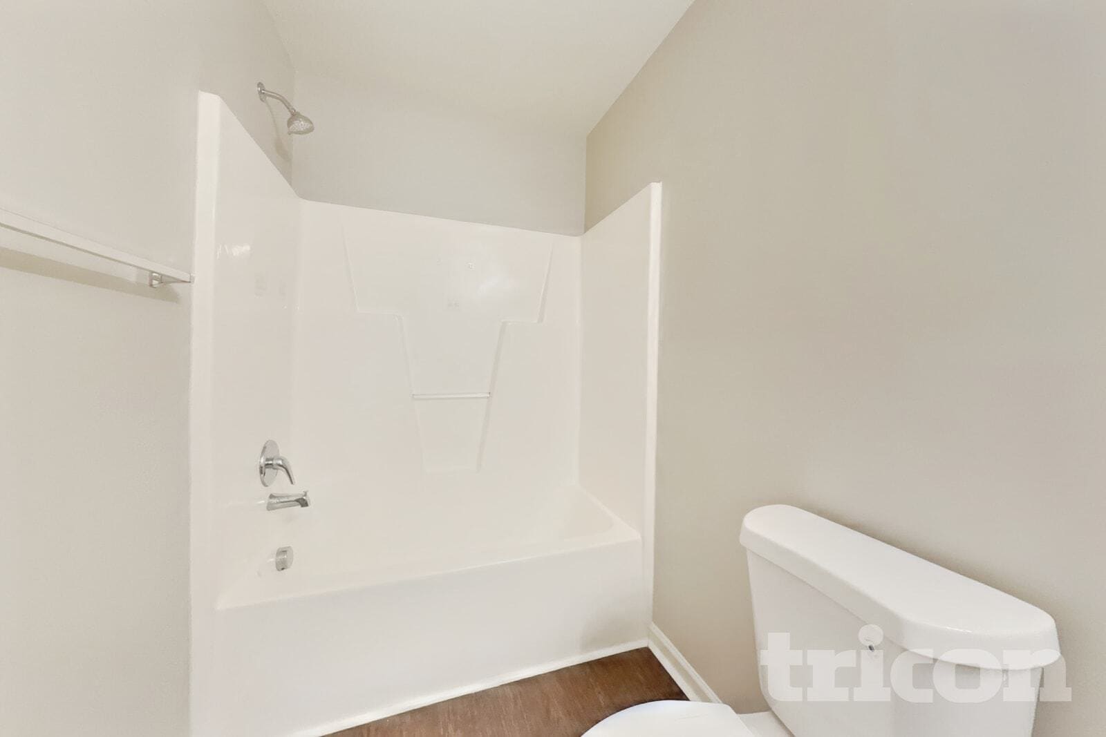 Building Photo - 1505 Hamilton Hills Dr