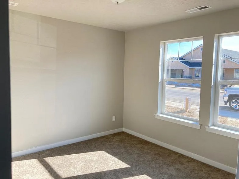 Building Photo - 11407 W Annata St