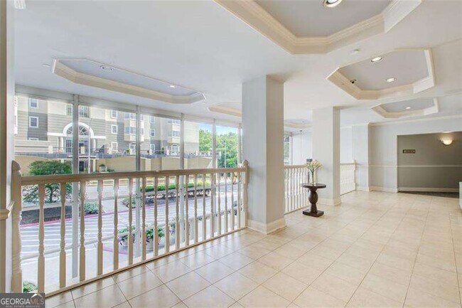 Building Photo - 2479 Peachtree Rd NE