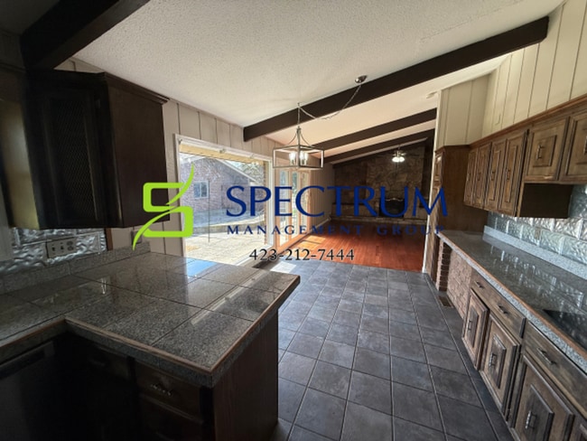 Building Photo - 828 Andy St