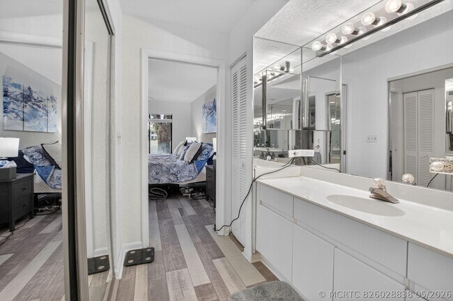 Building Photo - 7254 Clunie Pl