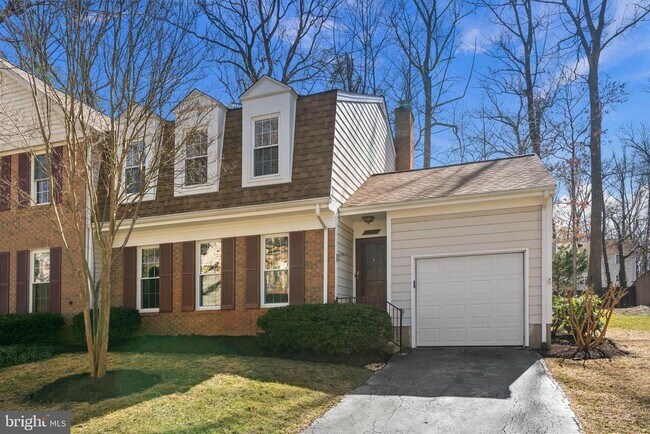 Building Photo - 5907 Wood Sorrels Ct