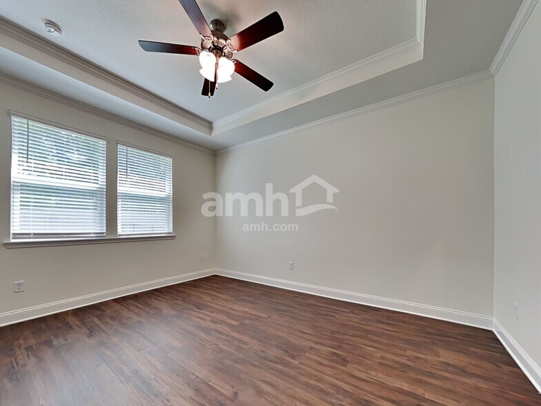 Building Photo - 12637 Percy Ln