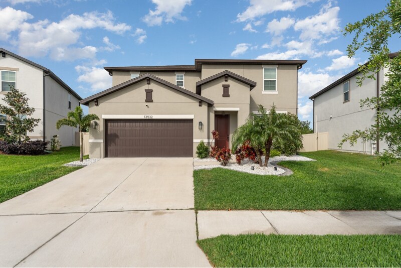 Primary Photo - 13532 Palmera Vista Dr