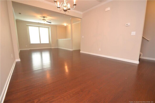Building Photo - 327 Dove Cottage Ln