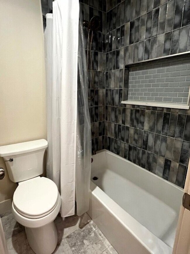 Building Photo - 55 Salt Lick Pl