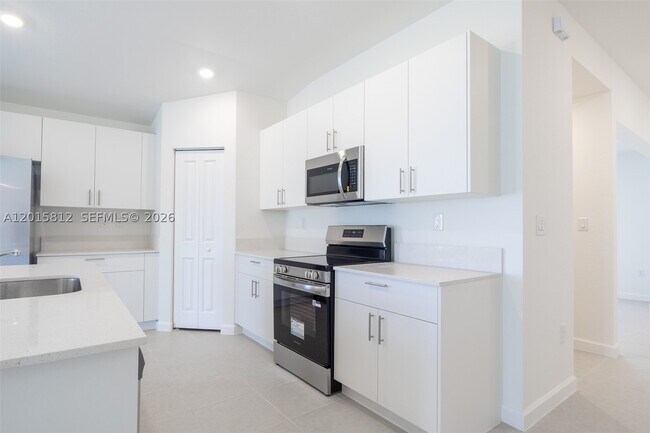 Building Photo - 17564 SW 285th St