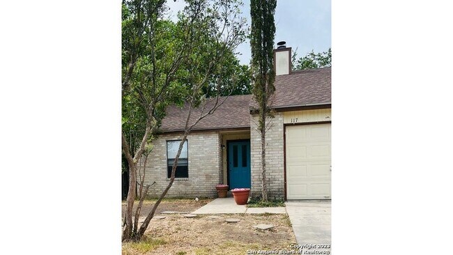 Building Photo - 117 Whisper Way