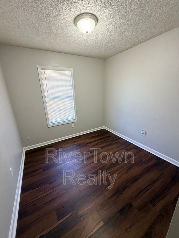 Building Photo - 3494 Sealy Ave