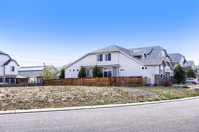 Building Photo - 17558 E 103rd Dr