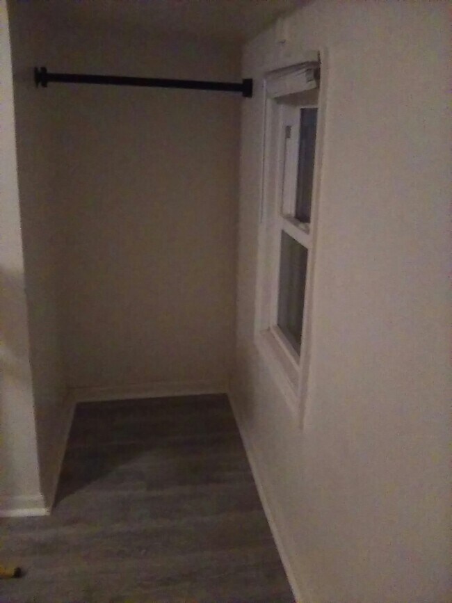 Building Photo - 132 Heald St