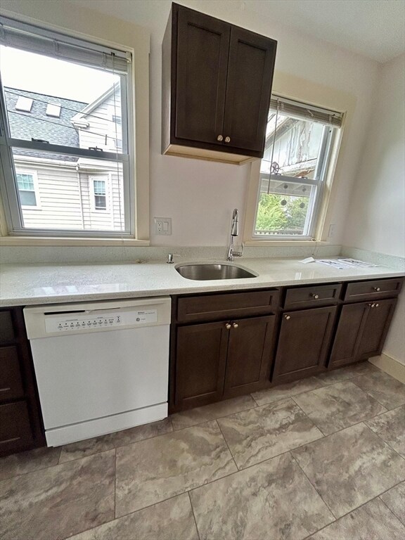 Building Photo - 58 Pinehurst St