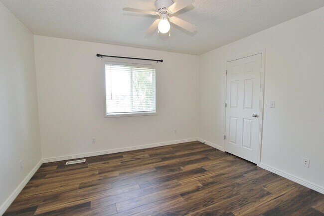 Building Photo - 3169 Fuller Rd