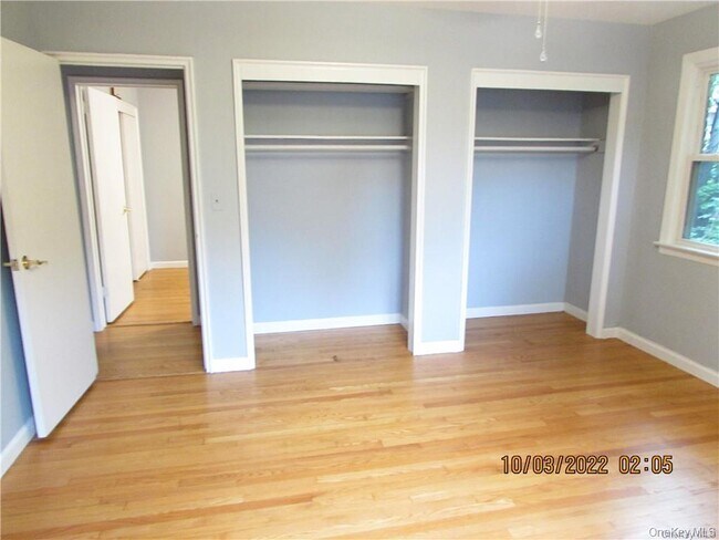 Building Photo - 82 Laurel Pl