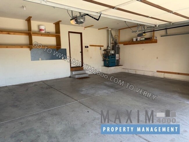 Building Photo - 3530 Ponderosa Way