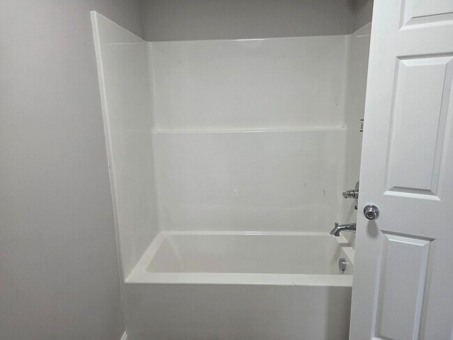 Building Photo - 6108 Ramsey Rd