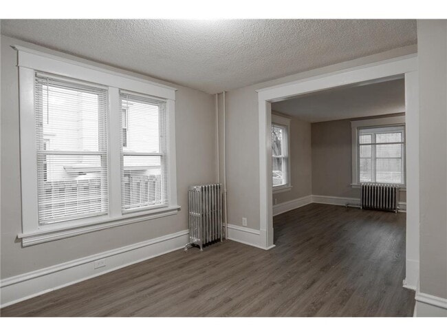 Building Photo - 3815 2nd Ave S