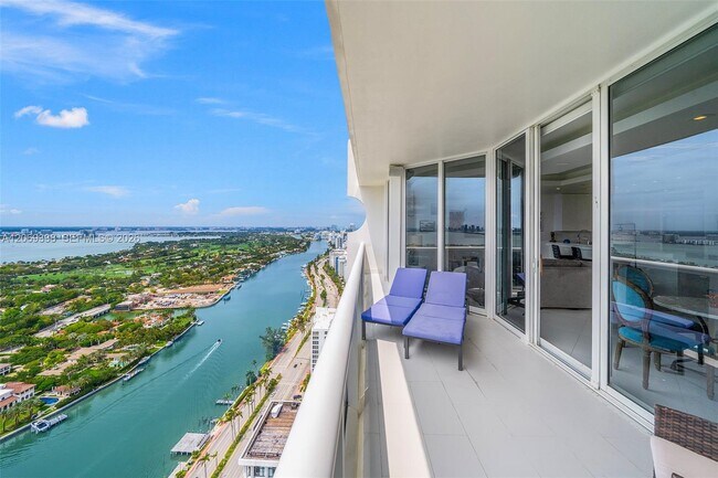 Building Photo - 4779 Collins Ave