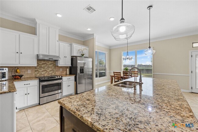Building Photo - 109 Raven Dr