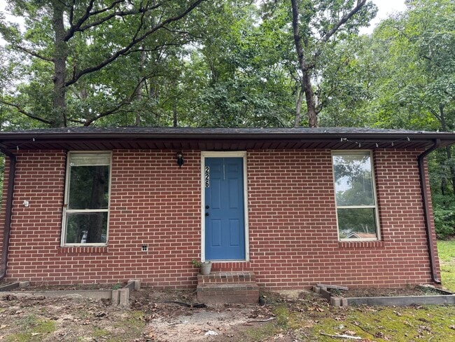 Building Photo - 226 Flowers Ln