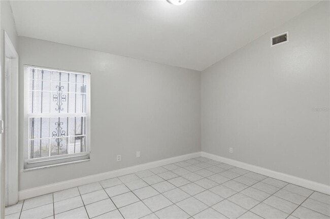 Building Photo - 1527 Brookebridge Dr