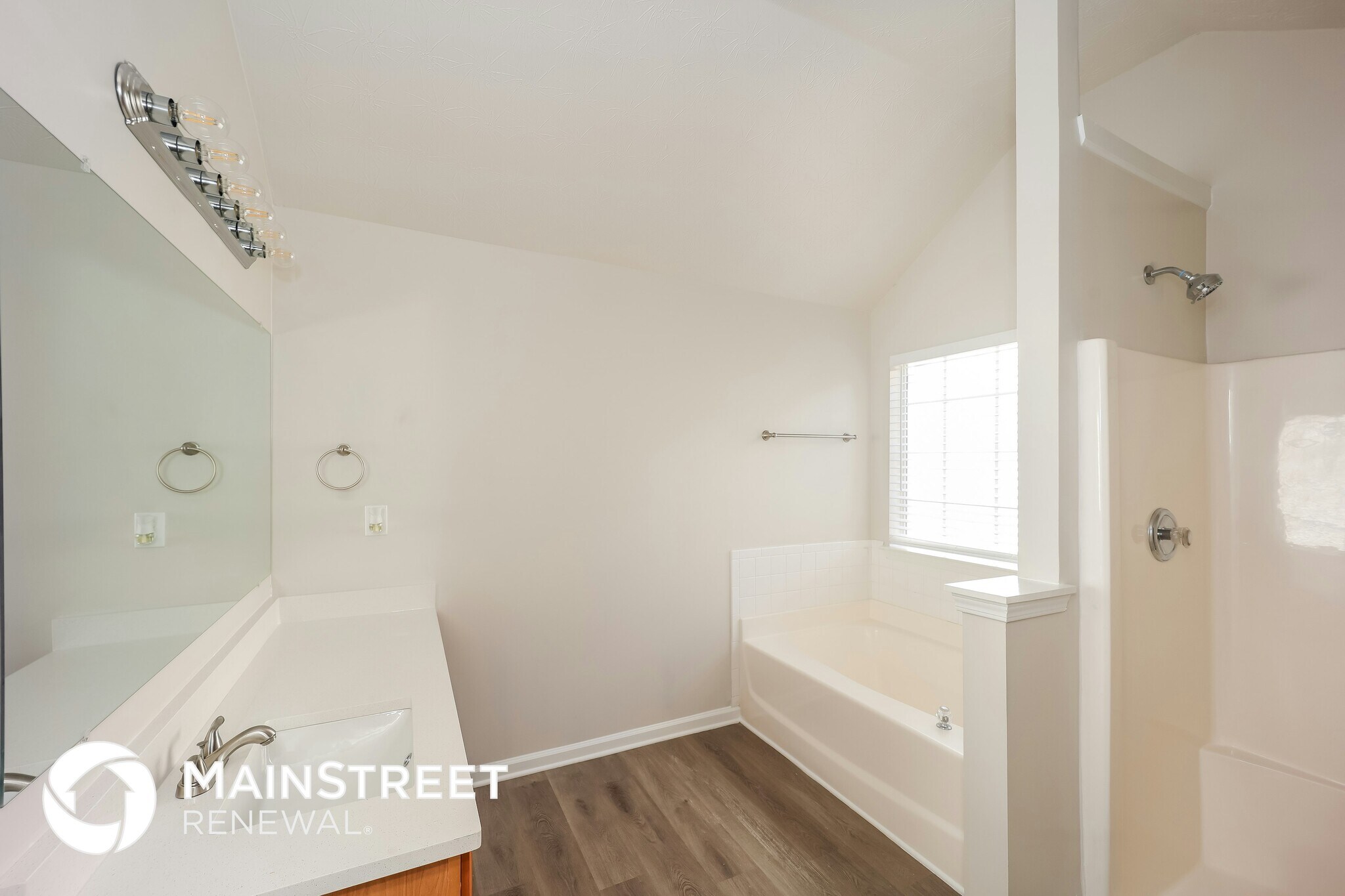 Building Photo - 752 Wood Bend Ct