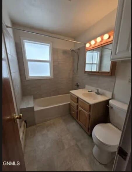 Building Photo - 911 N 15th St