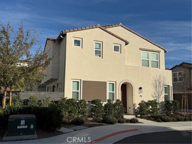 Building Photo - 731 Jasper St