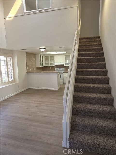 Building Photo - 19 Aruba St