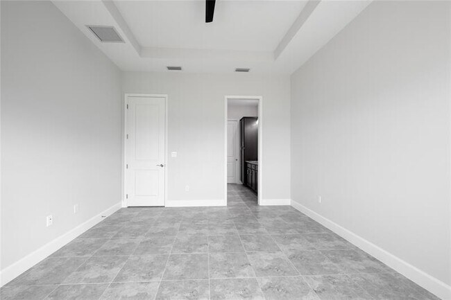 Building Photo - 14040 Spruce Pne Dr