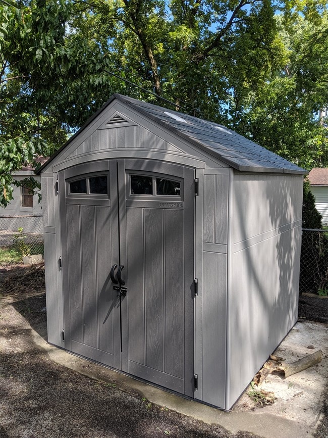 Building Photo - 1862 Warwick Ave