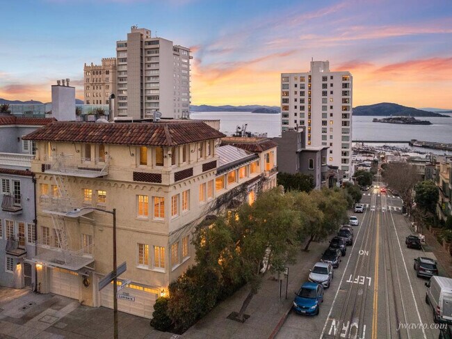 Building Photo - 2323 Hyde St