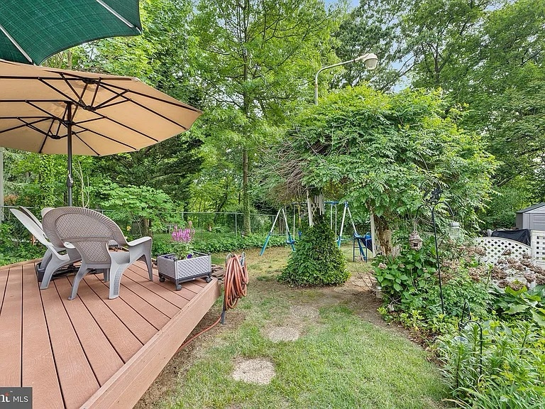 Building Photo - 5 Valley View Ct