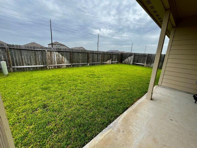Building Photo - 5443 Redwood Summit Ln