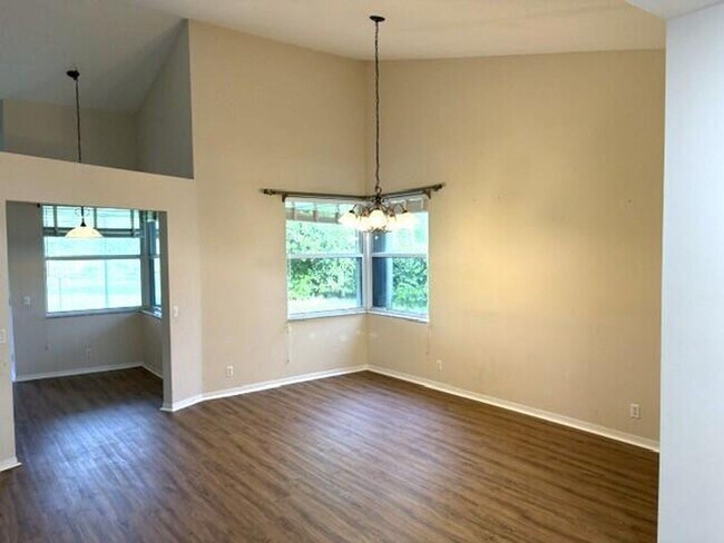 Building Photo - 2721 W Abiaca Cir