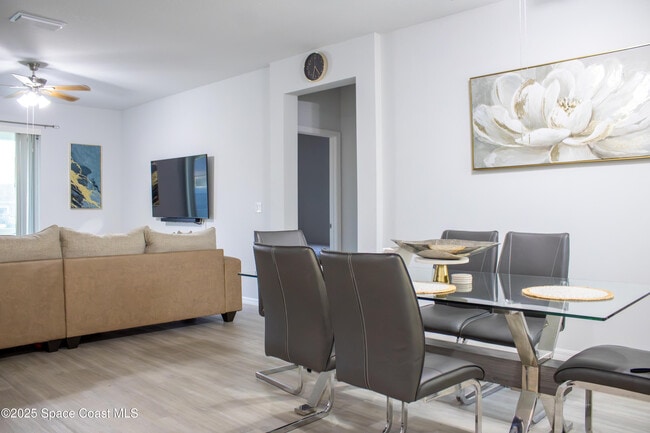 Building Photo - 843 Sorrel St NW