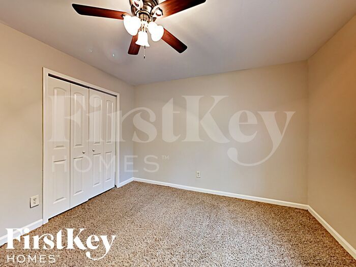 Building Photo - 5317 Winslow Crossing