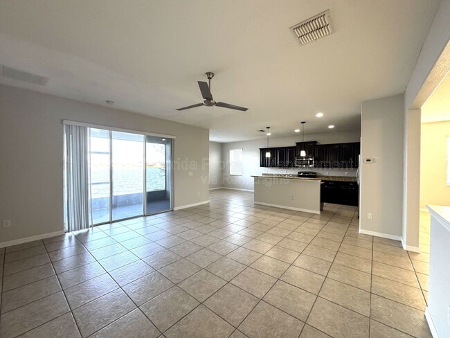 Building Photo - 3040 Youngford St