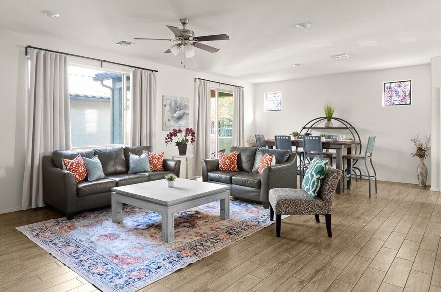 Building Photo - 16220 W La Ventilla Way