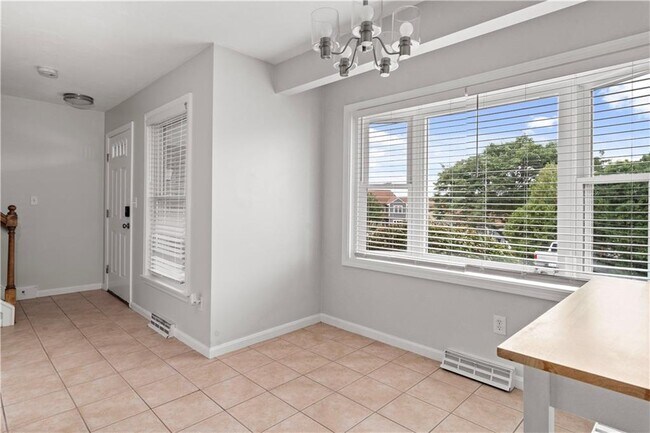 Building Photo - 200 Heroux Blvd