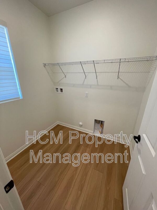 Building Photo - 4021 E Coronado Privado