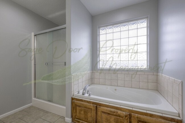 Building Photo - COMING SOON IN GRAIN VALLEY!!!