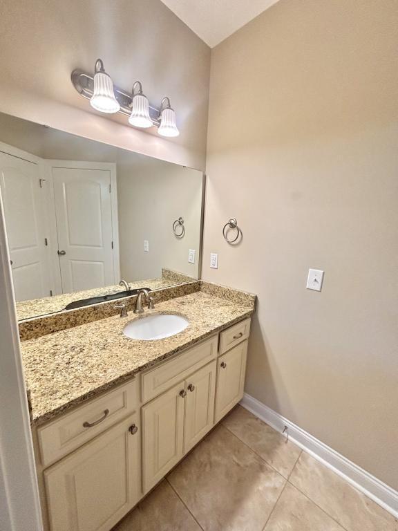 Building Photo - 6008 Fish Hawk Ct
