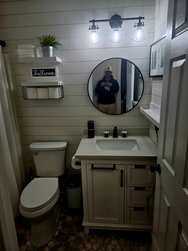 Building Photo - 3021 W Blue Sky Dr