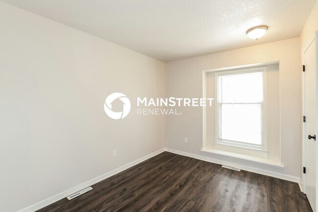 Building Photo - 3 Bedroom Pet-Friendly Home in Lees Summit...