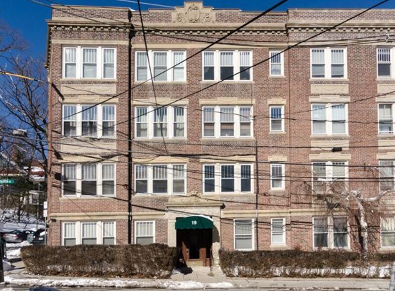 Building Photo - 19 Colliston Rd