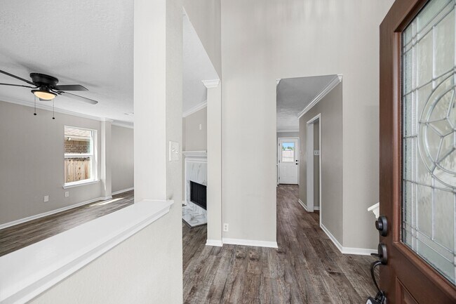 Building Photo - 14411 Golden Cypress Ln