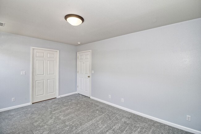 Building Photo - Lovely 3 bedroom, 2 bath home for rent in ...