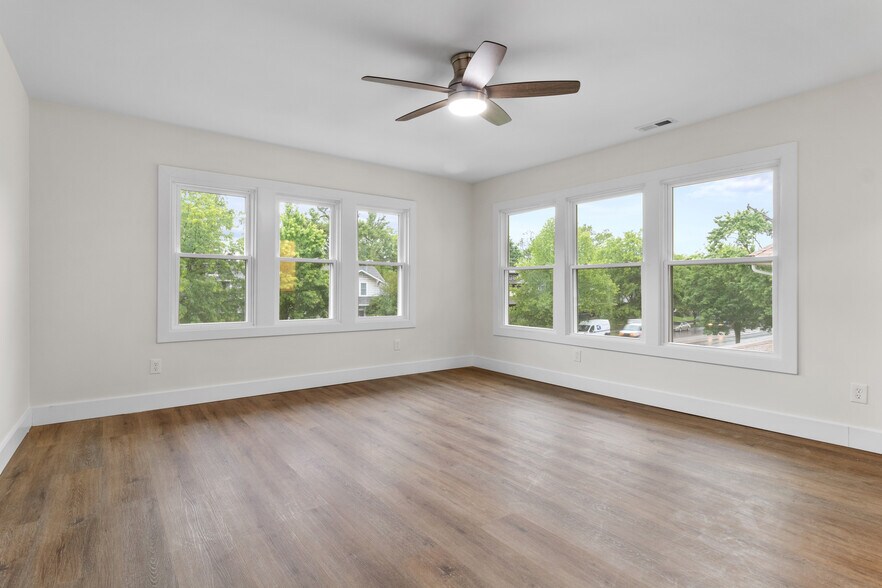 Building Photo - 4073 N College Ave